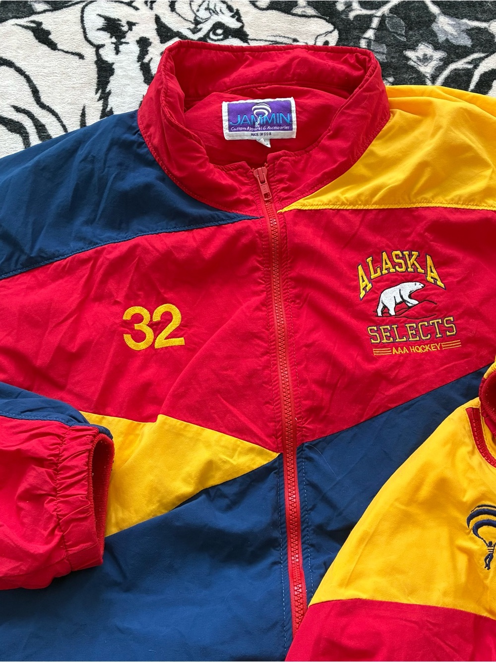 000 - VINTAGE 90s ALASKA SELECTS AAA HOCKEY WINDBREAKER JACKET